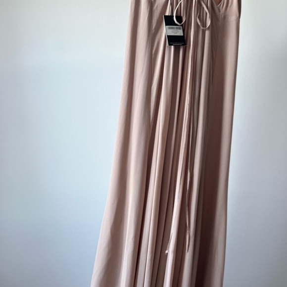 Reformation Callalilly Champagne gown NEVER WORN! Made from 100% recycled paper - Picture 11 of 11